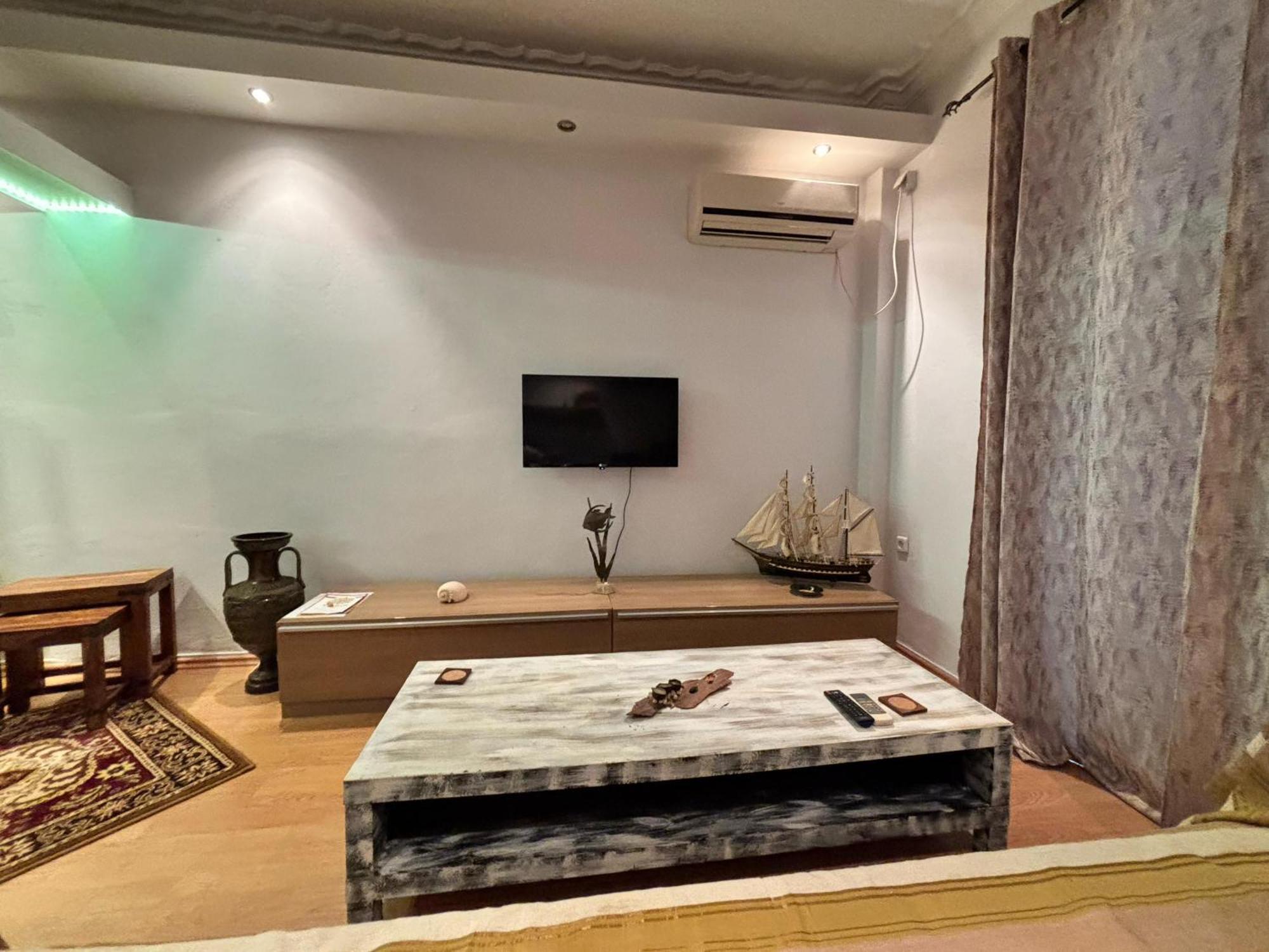 Nirvana Apartment Athene Buitenkant foto